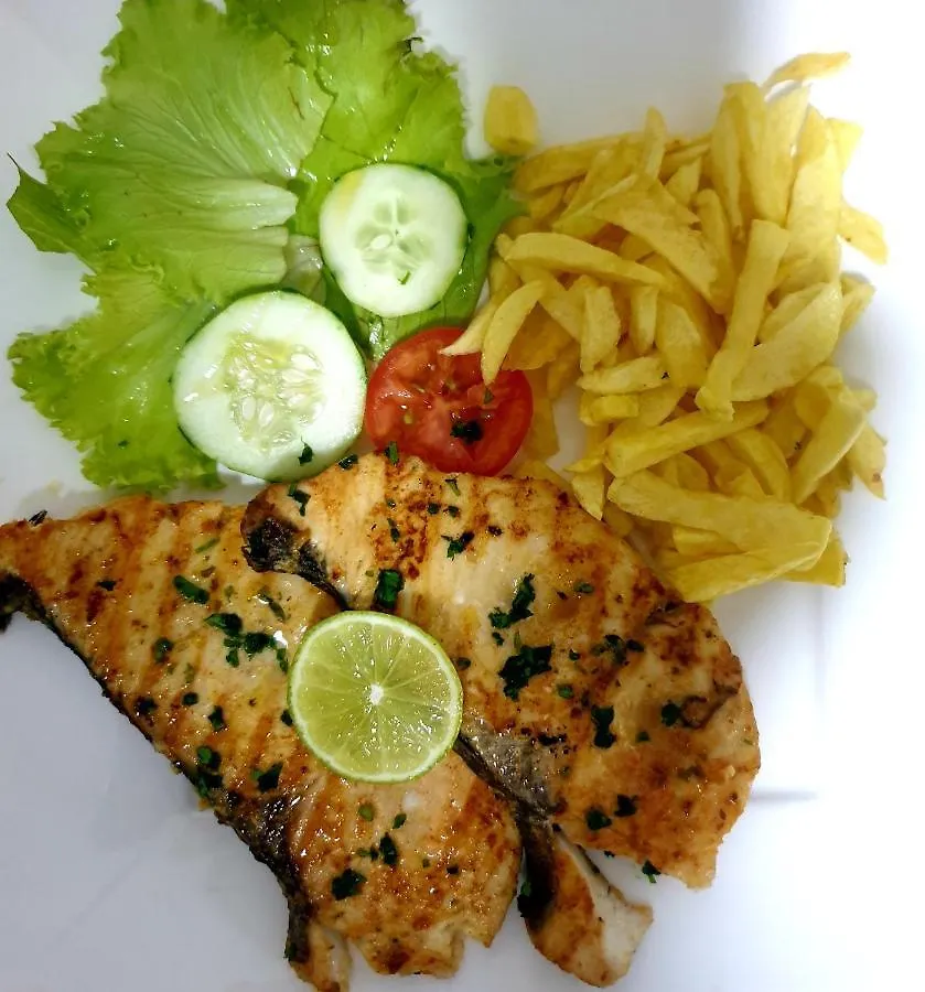 Hotel Txon Dfogo Pensao Restaurante São Filipe
