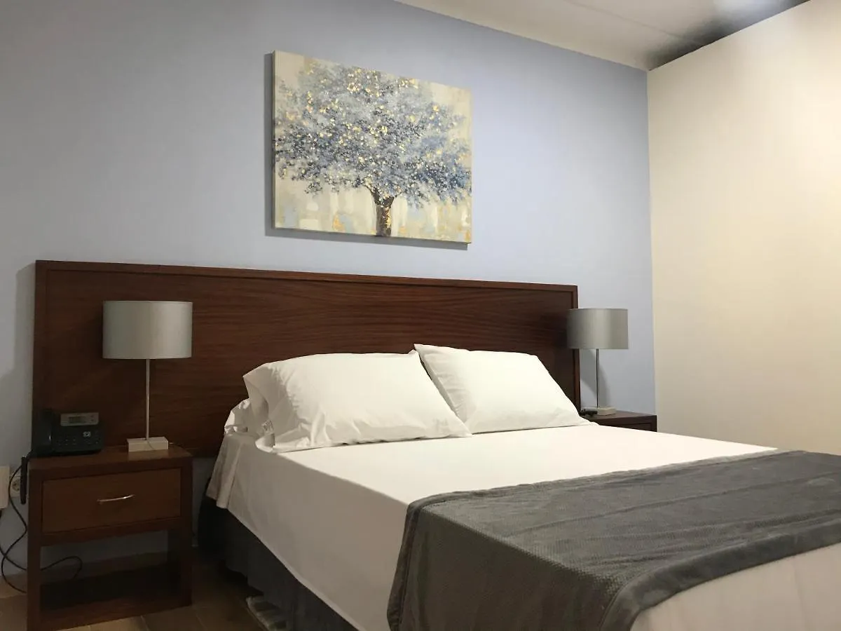 Hotel Txon Dfogo Pensao Restaurante São Filipe